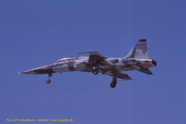 F-5F83007364thAS73_zps21788d36.jpg