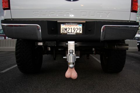 http://i1374.photobucket.com/albums/ag426/21benson1/truck-balls-dt_zpsemmvkskz.jpg