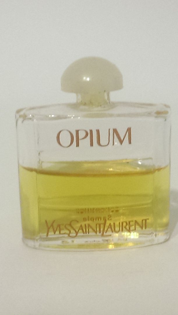 yves laurent opium edt 7 5ml 0 25oz womens miniature yves laurent opium edt 7 5ml 0 25oz womens miniature