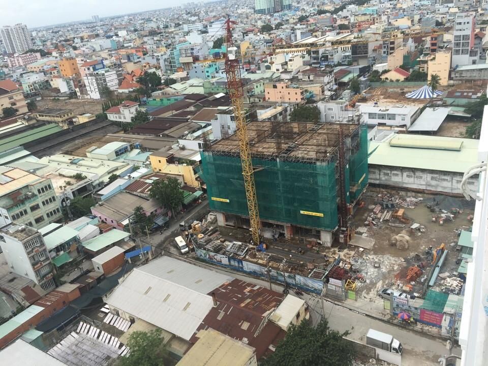 Block C đang thi công xây dựng
