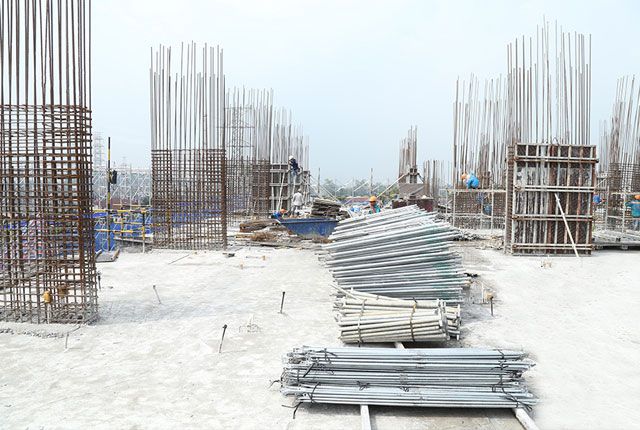 Thi công cột sàn tầng 6 block A