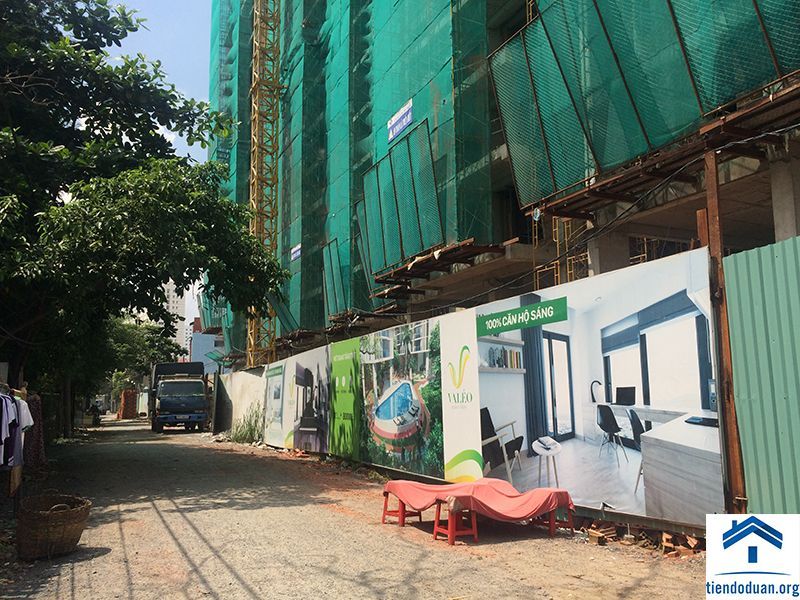 Đường vào dự án