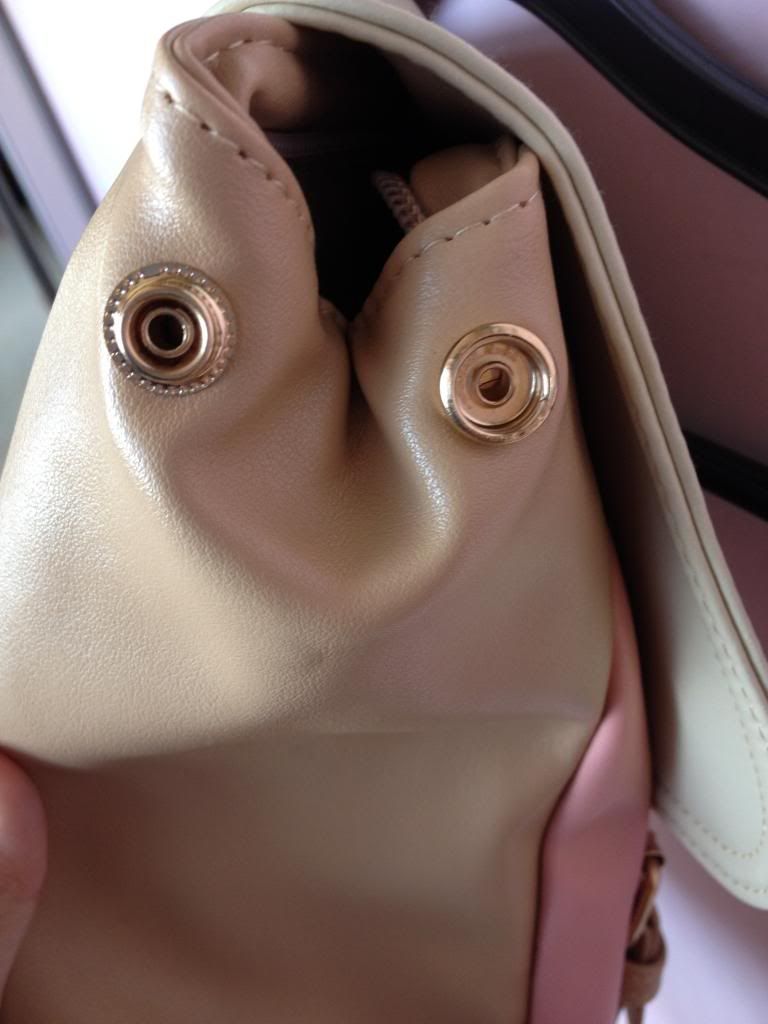 Side of Bag photo IMG_1867_zps6fe6c6f4.jpg